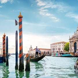 Venice: Highlights and Hidden Gems Guided Walking Tour