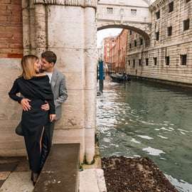 Tijdloos Venetië: Luxe fotoshoot met een lokale fotograaf