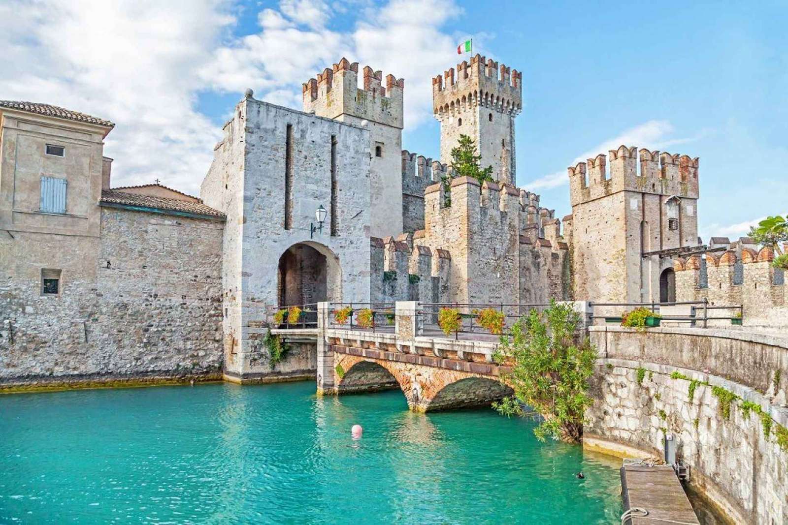Desde Venecia: Verona, Sirmione y Lago de Garda con crucero en barco
