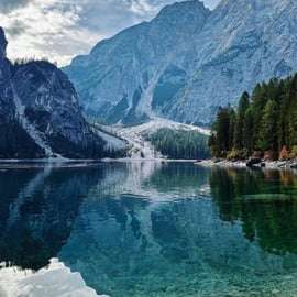 Desde Venecia: Excursión de un día a los Dolomitas y el lago Braies en monovolumen
