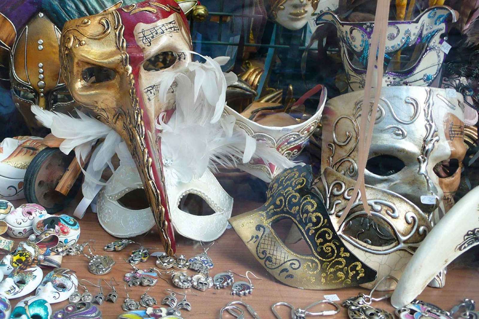 Workshop för venetianska masker i Venedig och Dogepalatset