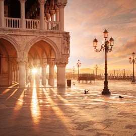 Venedig: Dogepalatset Dogepalatset och Markuskyrkan Guidad tur