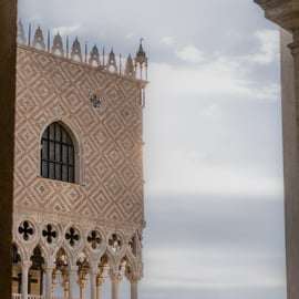 Visita guiada sin colas al Palacio Ducal