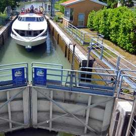 Padua to Venice Boat Cruise of the Brenta Riviera