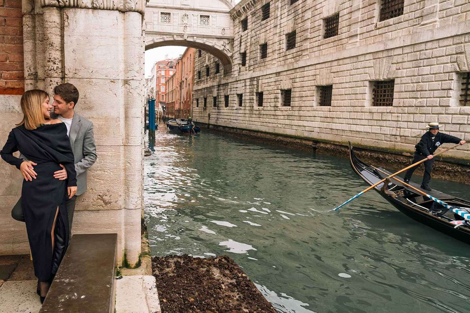 Tijdloos Venetië: Luxe fotoshoot met een lokale fotograaf