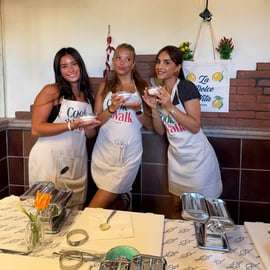 Clase de cocina en Venecia: pasta y tiramisú con chef