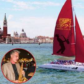 Venecia: Crucero Nocturno en Catamarán por la Laguna