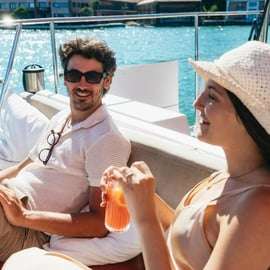 Venecia: Crucero en catamarán por la laguna con música y bebidas