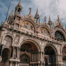 Venecia: Tour en grupo reducido de la Basílica de San Marcos con terraza