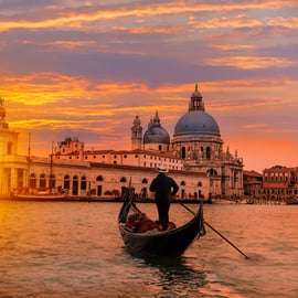 Semi-private gondola ride in Venice under Bridge of Sighs