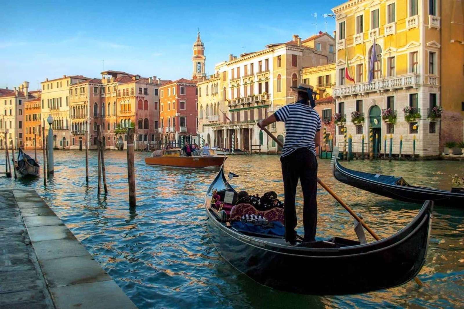 Veneza: passeio de gôndola privado de 30 minutos no Grande Canal