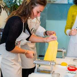 Clase de cocina en Venecia: pasta y tiramisú con chef