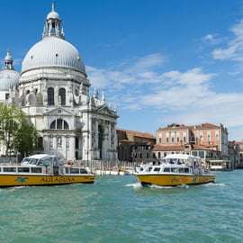 Bootstransfer Flughafen Marco Polo: drei Linien nach Venedig