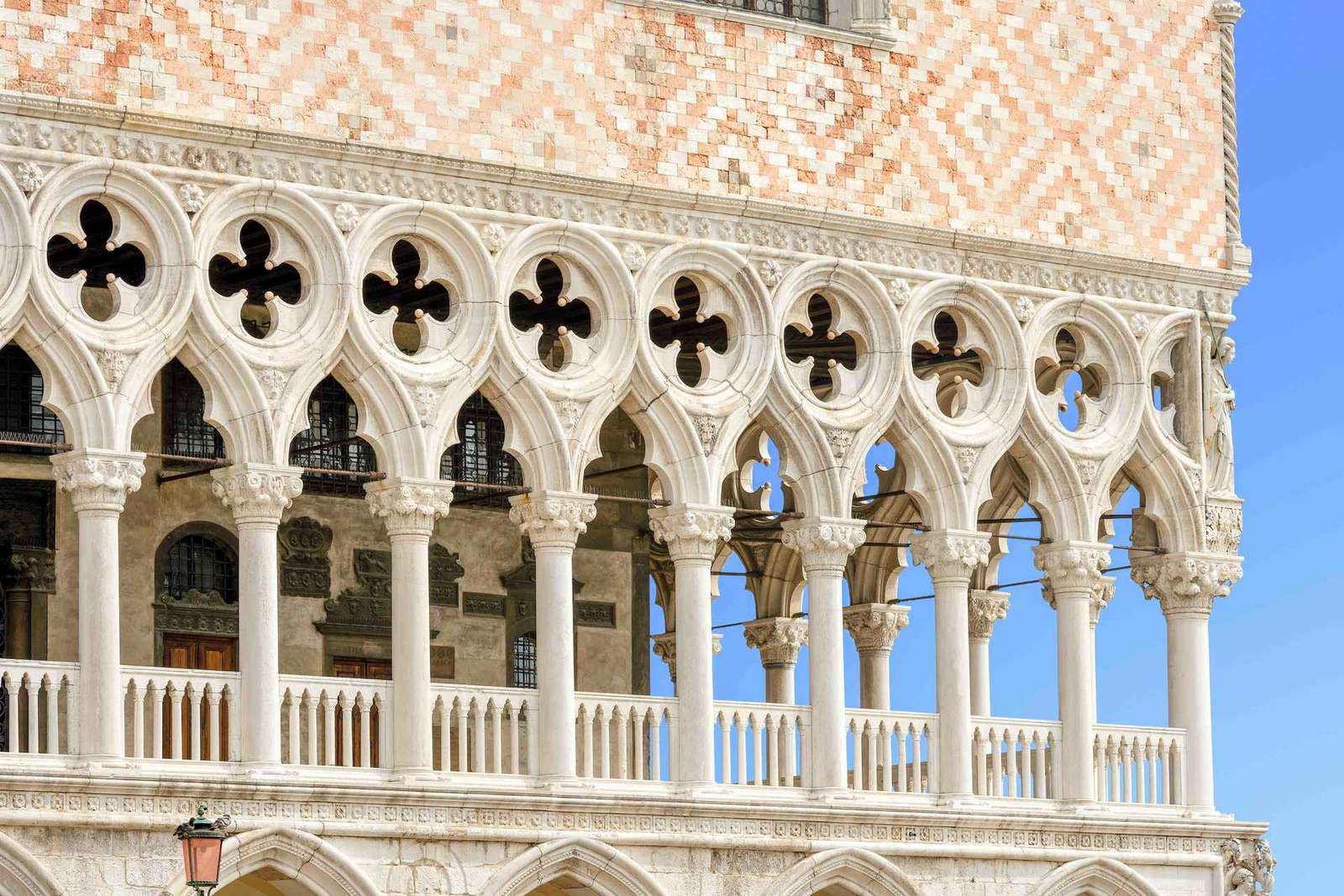 Visita guiada sin colas al Palacio Ducal