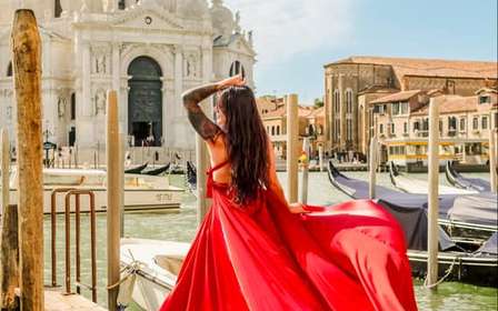 Sesión de fotos con vestido volador en Venecia y vídeo