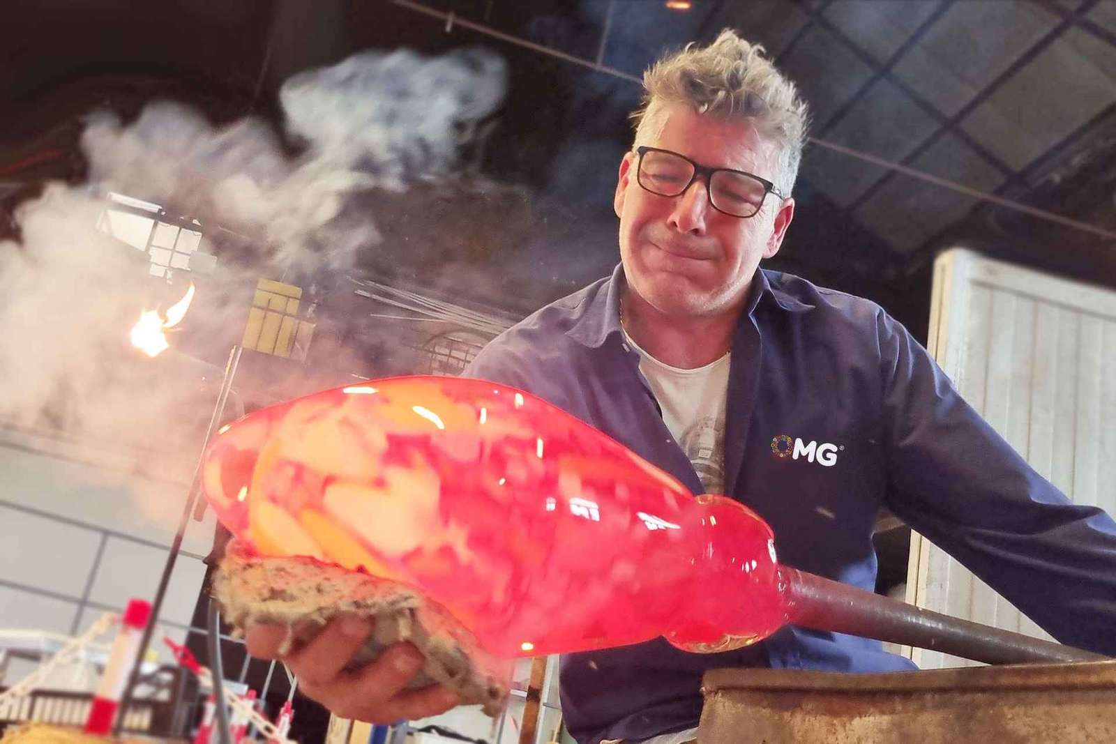 Espectáculo de Soplado de Vidrio Visita la Fábrica y Exposición de Vidrio de Murano OMG