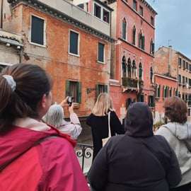 Venice: Walking Guided Tour of the City Must-See Sites