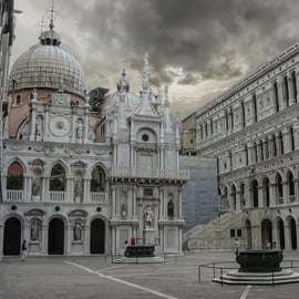 Venice: History Tour of Doge's Palace and Casanova's Prison